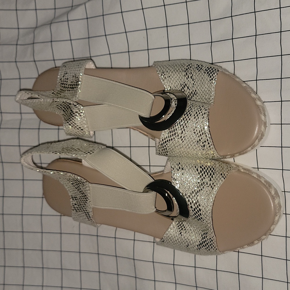 Summer sandals